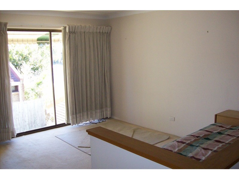 3/11 Hooker Boulevard, Broadbeach Waters QLD 4218