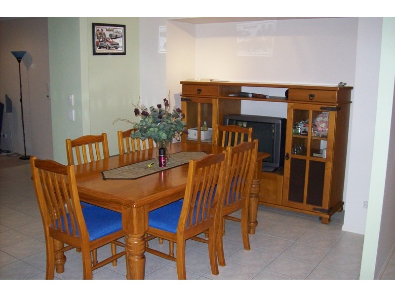 20 Saywell Street, Sorrento QLD 4217