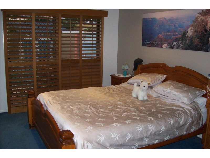 20 Saywell Street, Sorrento QLD 4217