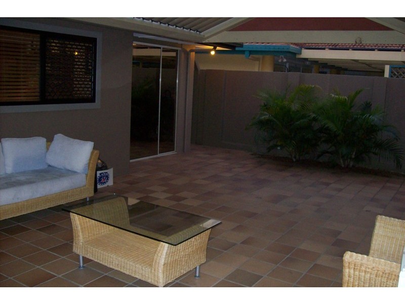 20 Saywell Street, Sorrento QLD 4217