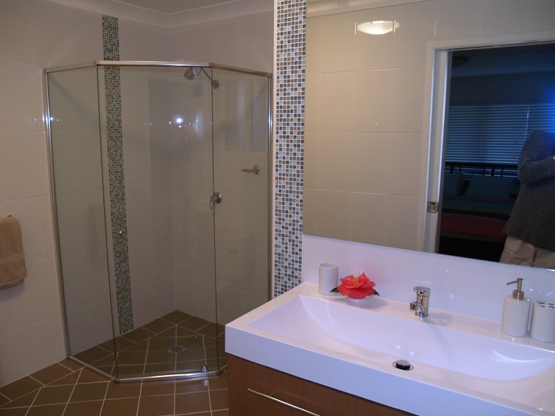 1/9 Tima Avenue, Surfers Paradise QLD 4217