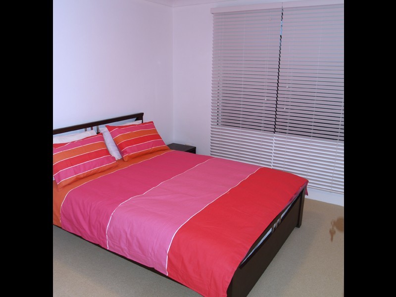 1/9 Tima Avenue, Surfers Paradise QLD 4217