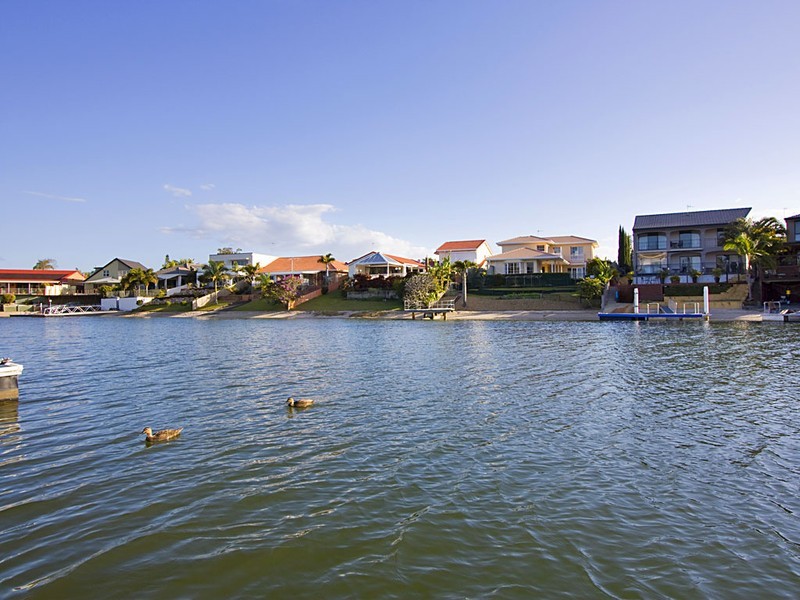 20 Mackay Close, Sorrento QLD 4217