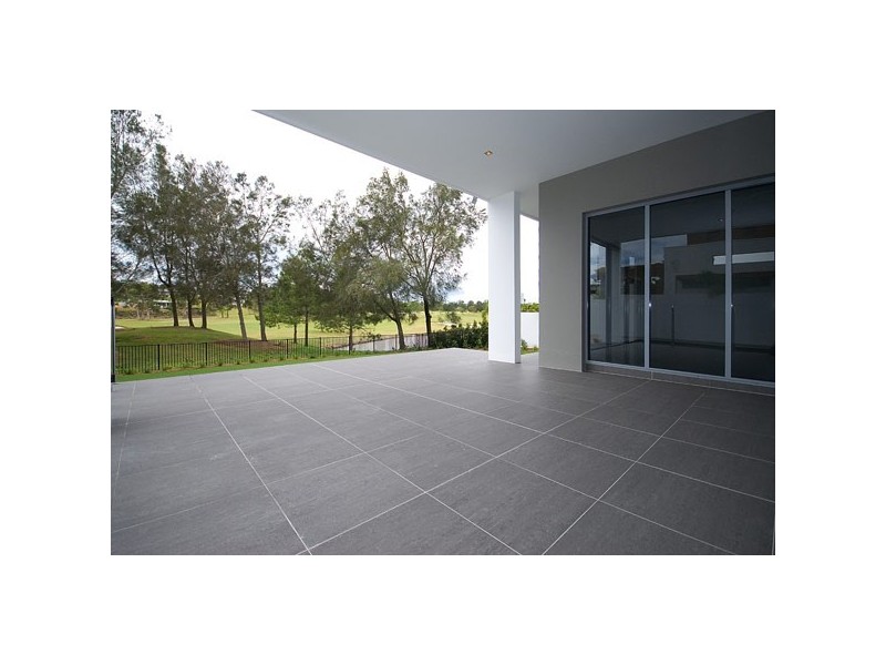 Lot 5 The Boulevard, Benowa QLD 4217