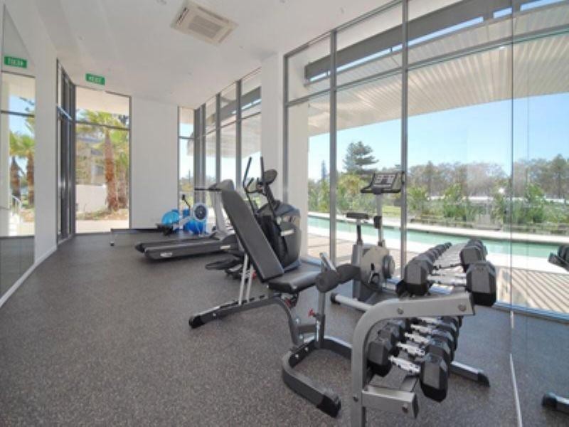 2B/173 Old Burleigh Road, Broadbeach QLD 4218