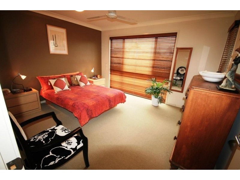 2/196C Hedges Avenue, Mermaid Beach QLD 4218