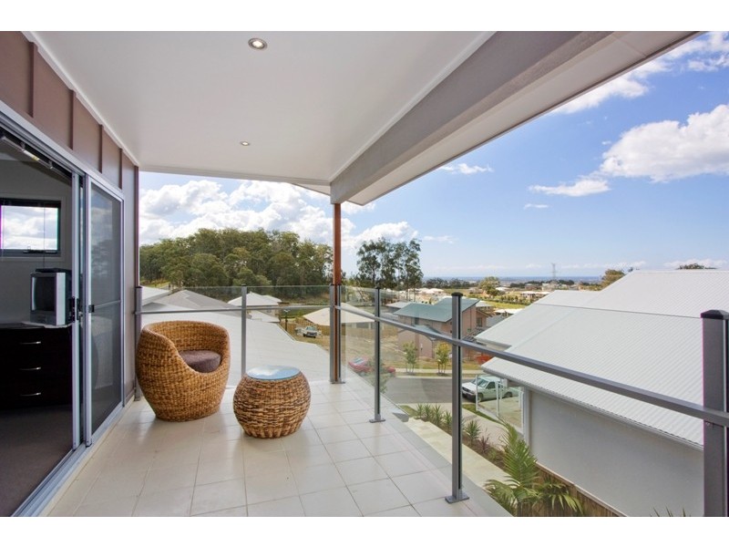 19 Worchester Terrace, Reedy Creek QLD 4227