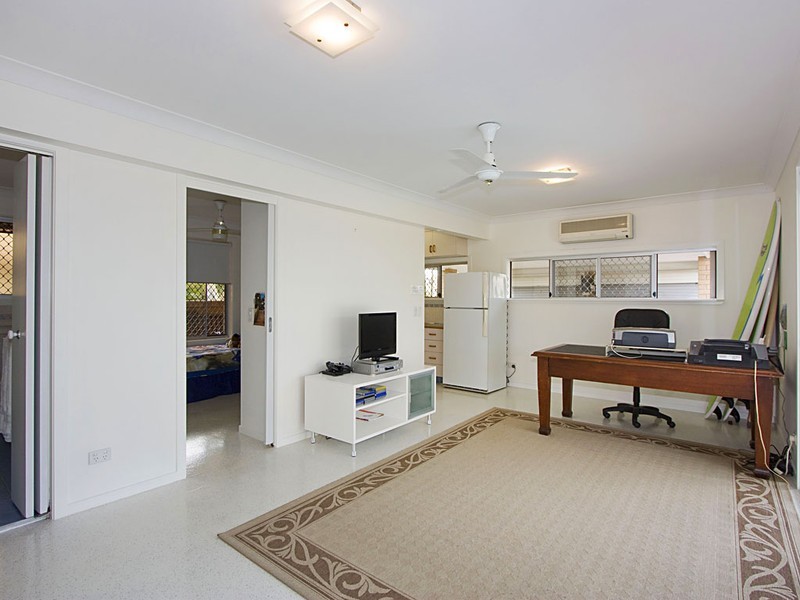 Broadbeach Waters QLD 4218
