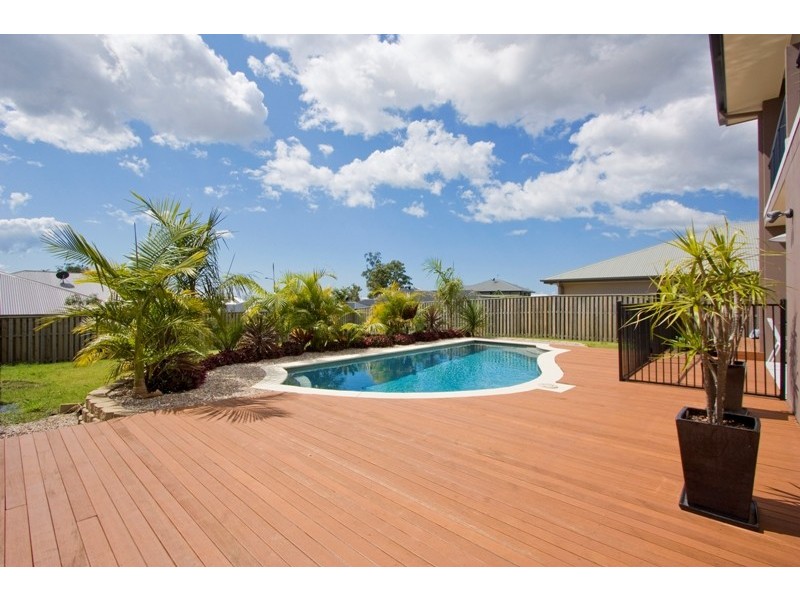 8 Aquarius Street, Reedy Creek QLD 4227