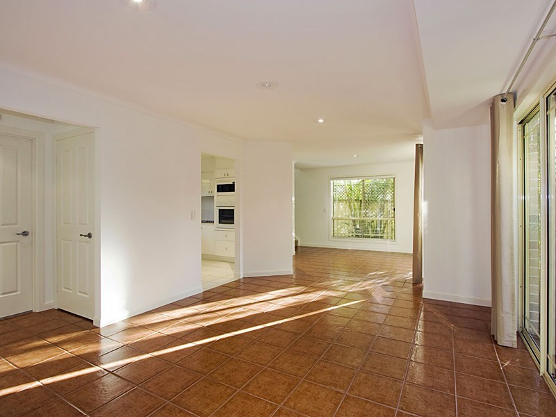 2/32 Hilda Street, Mermaid Beach QLD 4218