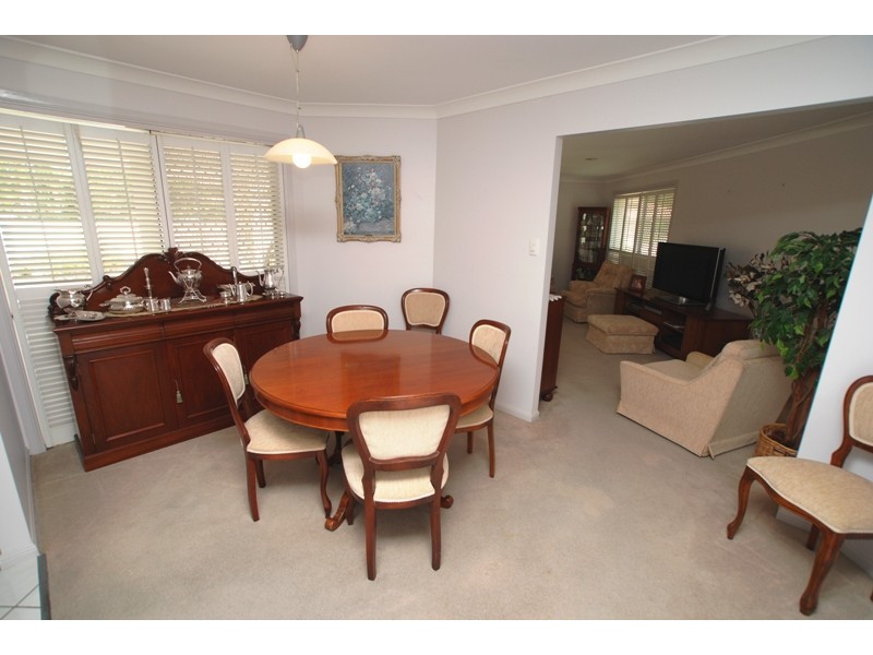 135 Santa Cruz Boulevard, Clear Island Waters QLD 4226