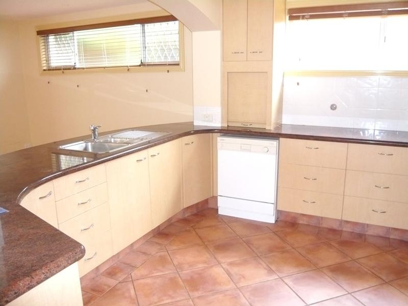 24 Alfred Street, Mermaid Beach QLD 4218