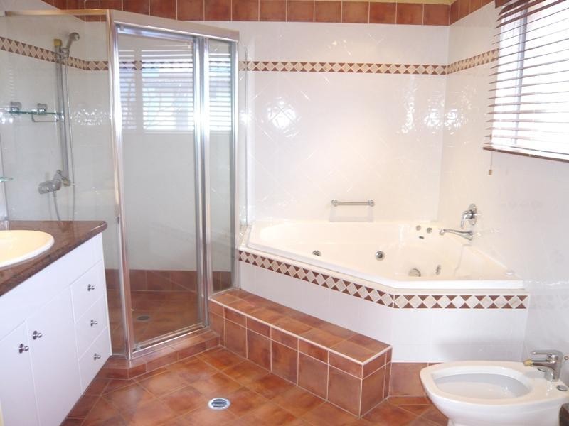 24 Alfred Street, Mermaid Beach QLD 4218