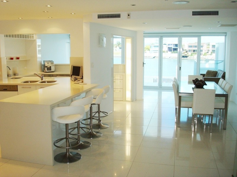 1/34 Sunset Boulevard, Surfers Paradise QLD 4217