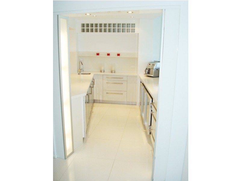 1/34 Sunset Boulevard, Surfers Paradise QLD 4217