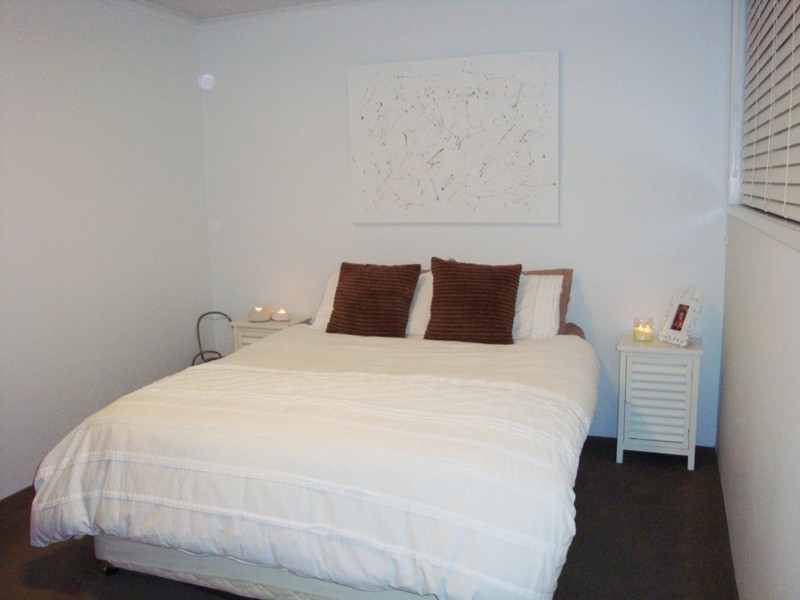 Broadbeach Waters QLD 4218