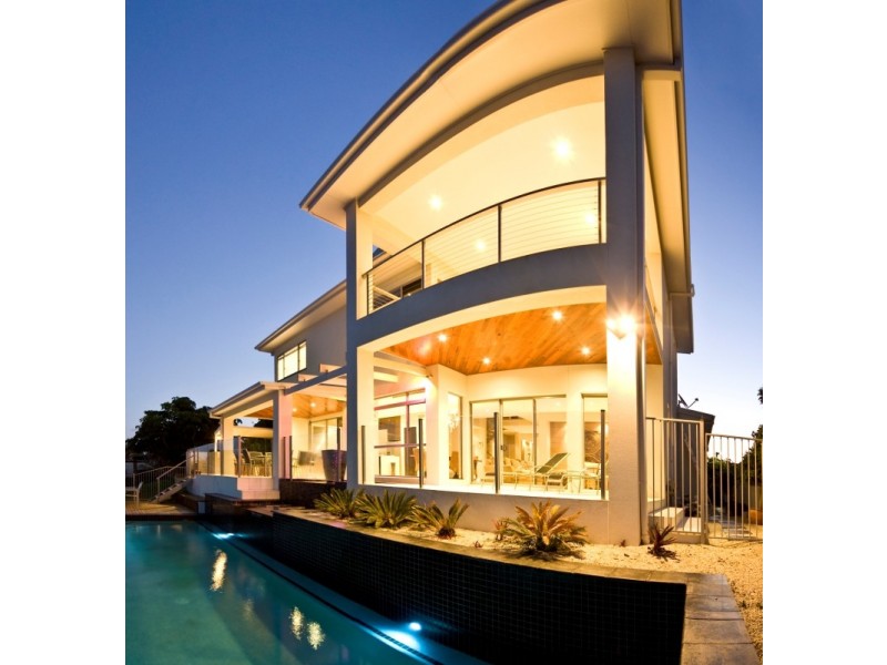 10 Coral Gables Key, Broadbeach Waters QLD 4218