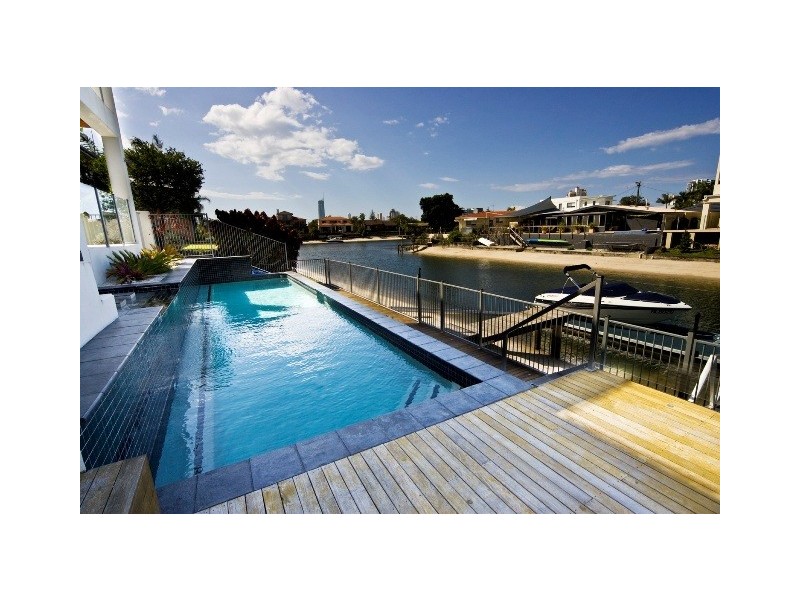 10 Coral Gables Key, Broadbeach Waters QLD 4218