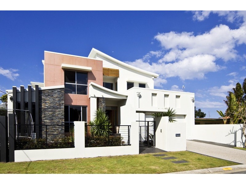 10 Coral Gables Key, Broadbeach Waters QLD 4218