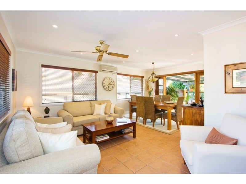 29 Petersen Avenue, Southport QLD 4215