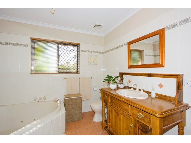 29 Petersen Avenue, Southport QLD 4215