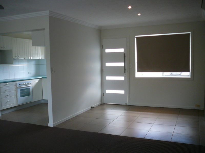 Broadbeach Waters QLD 4218