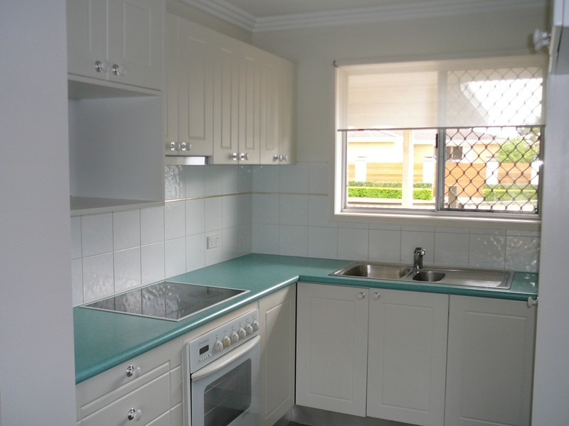 Broadbeach Waters QLD 4218