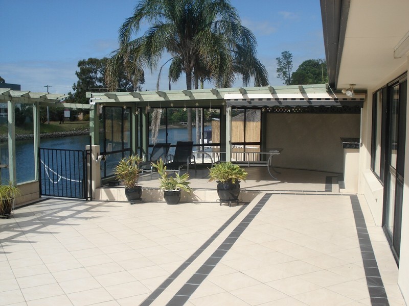 28 Key West, Broadbeach Waters QLD 4218