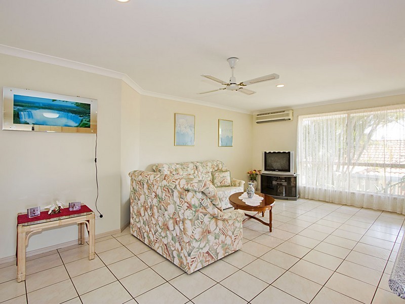 Varsity Lakes QLD 4227