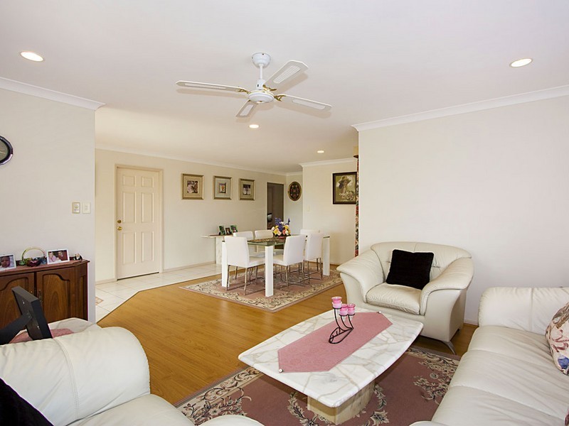 Varsity Lakes QLD 4227