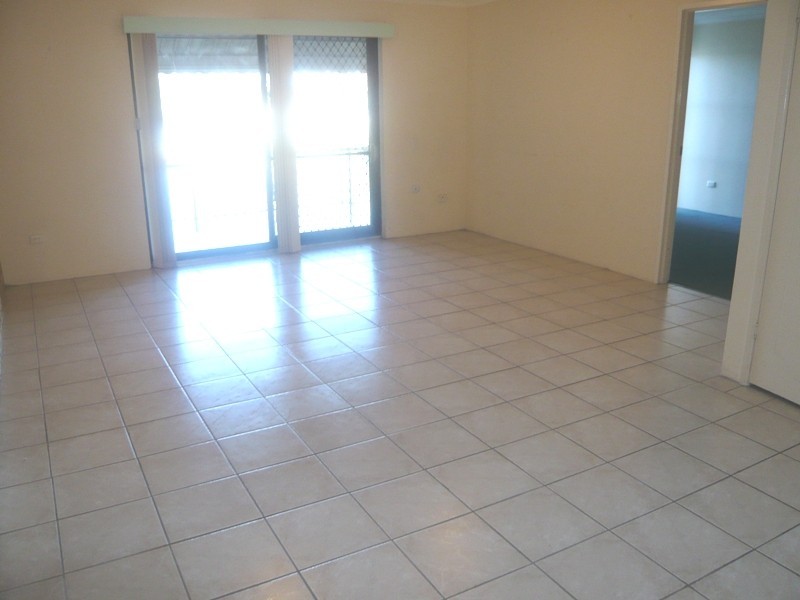 3/47 Hooker Boulevard, Broadbeach Waters QLD 4218