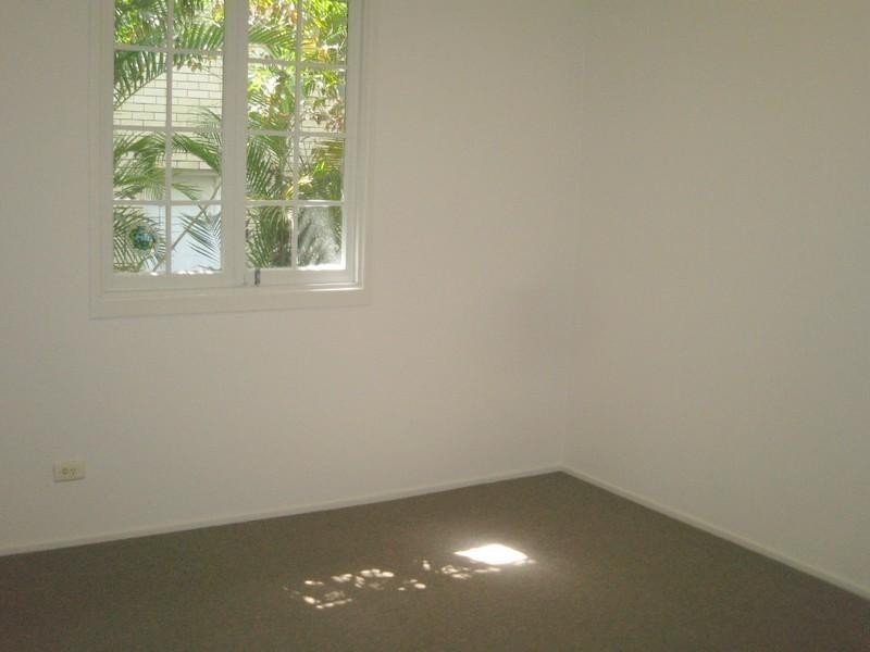 46 Sunbrite Avenue, Mermaid Beach QLD 4218