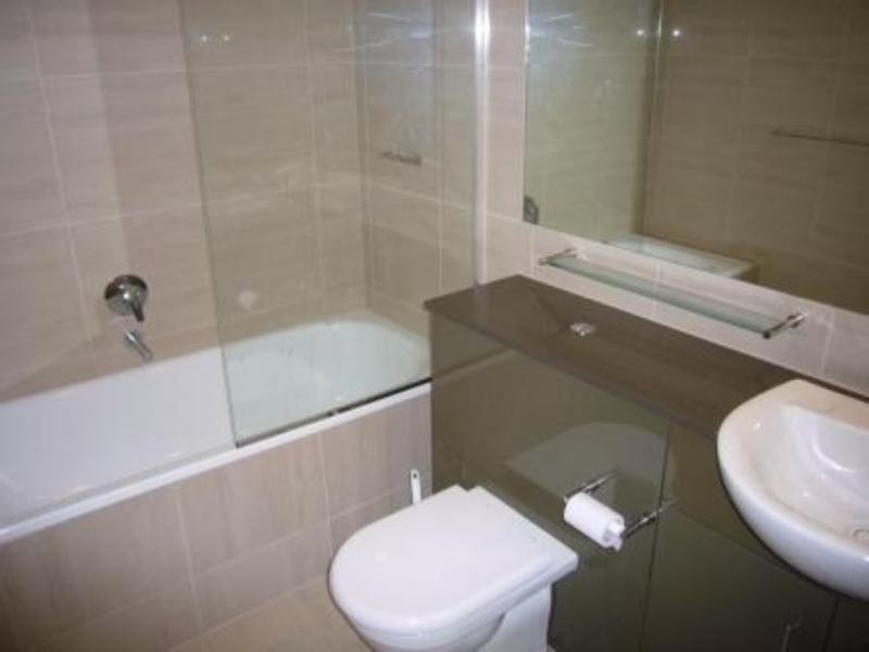 2066/1 Ocean Street, Burleigh Heads QLD 4220