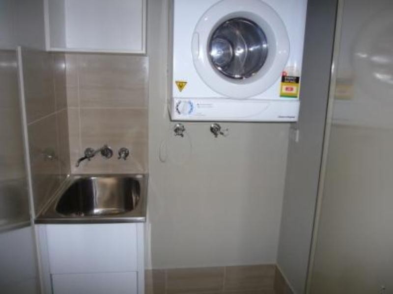 2066/1 Ocean Street, Burleigh Heads QLD 4220