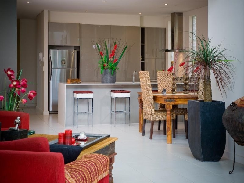 28 Lakelands Drive, Merrimac QLD 4226