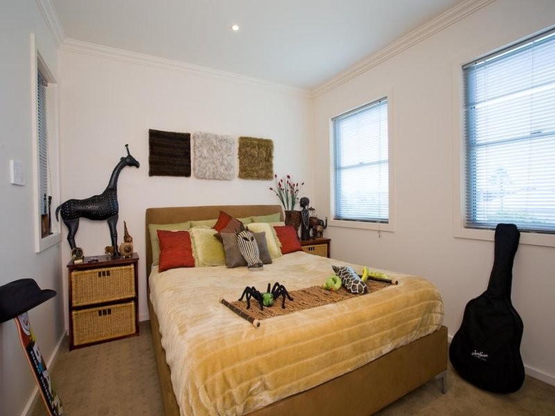 28 Lakelands Drive, Merrimac QLD 4226