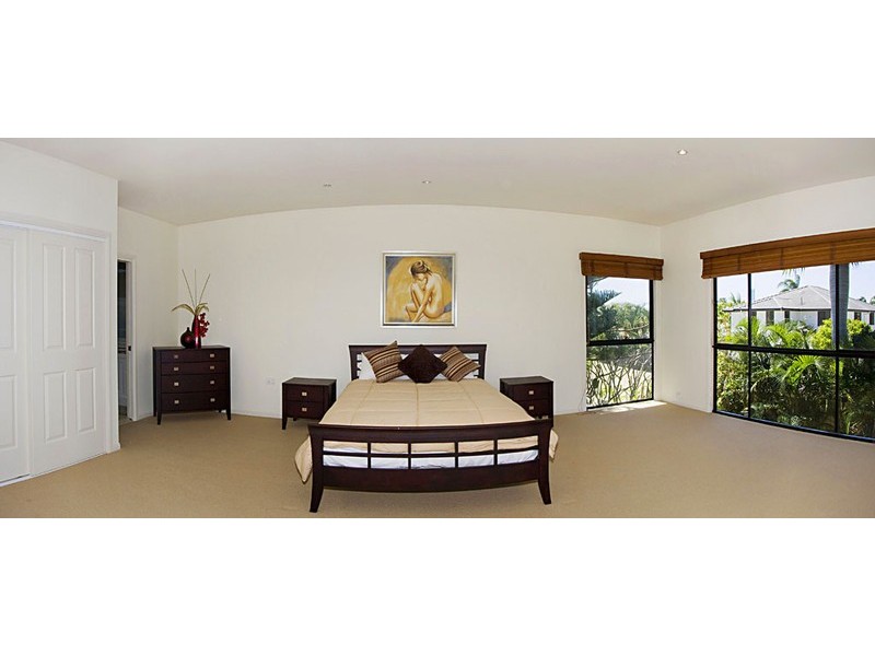 3 McCleary Street, Sorrento QLD 4217