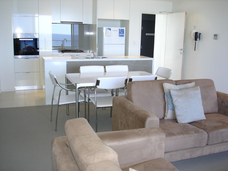 Broadbeach QLD 4218