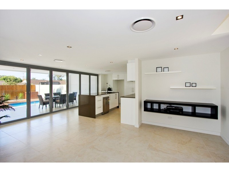 57 Heeb Street, Bundall QLD 4217