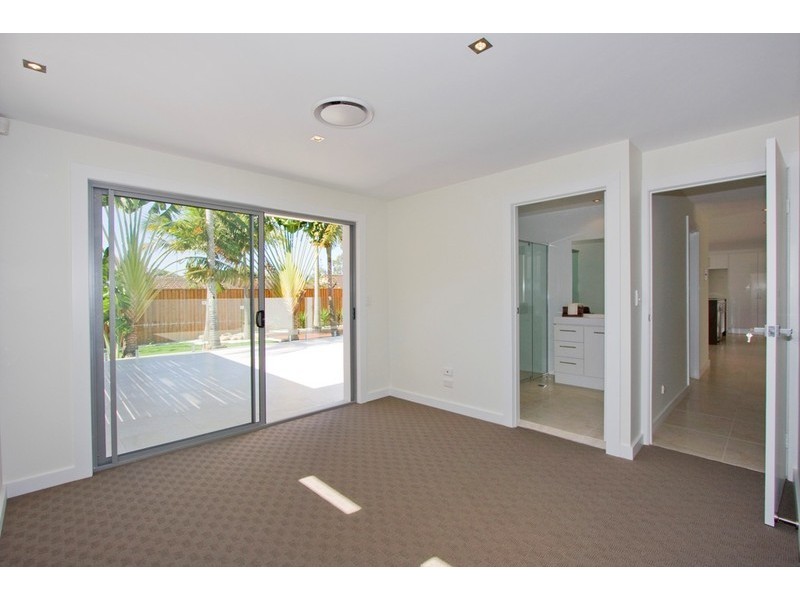 57 Heeb Street, Bundall QLD 4217