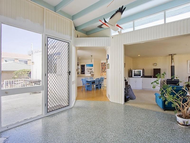 26 Seashell Avenue, Mermaid Beach QLD 4218