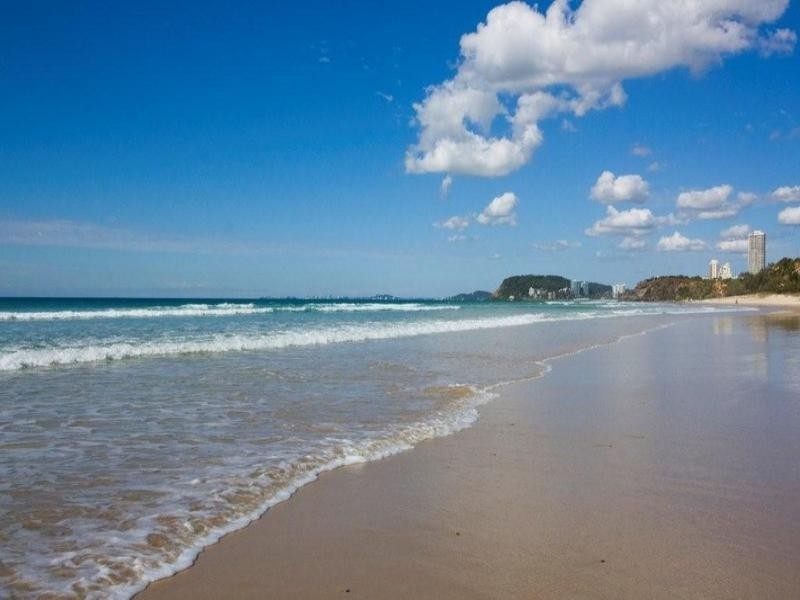 26 Seashell Avenue, Mermaid Beach QLD 4218