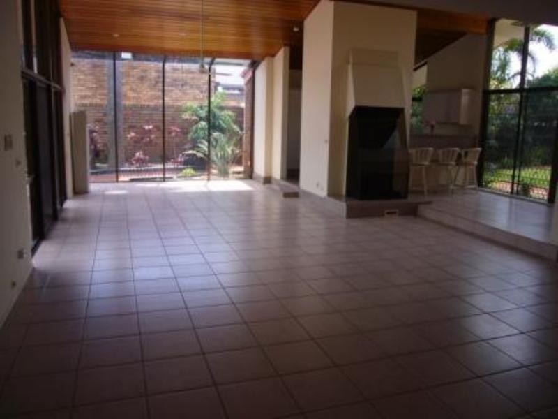 30 Midshipman Court, Main Beach QLD 4217