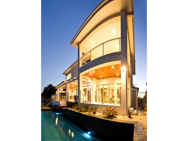 Broadbeach Waters QLD 4218