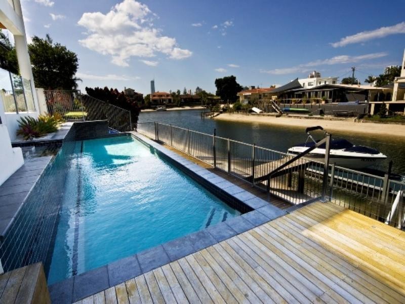 Broadbeach Waters QLD 4218