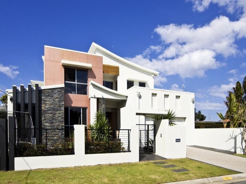 Broadbeach Waters QLD 4218