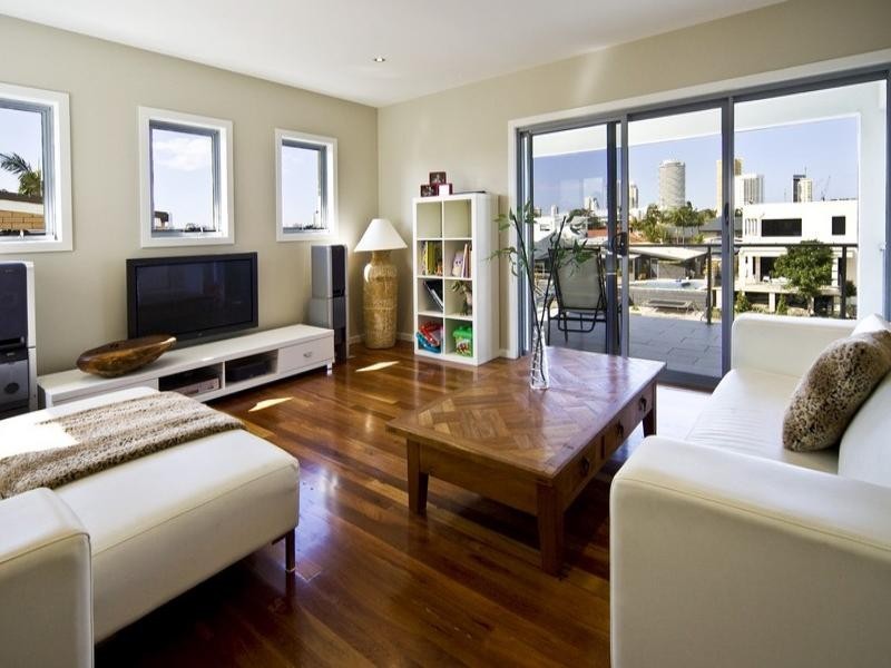 Broadbeach Waters QLD 4218