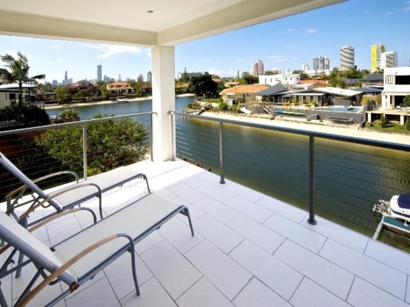 Broadbeach Waters QLD 4218
