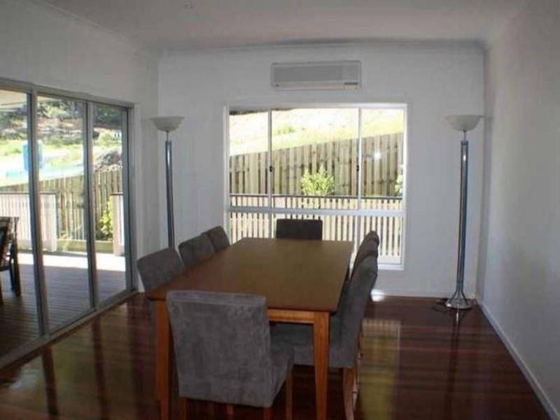 24 Ensor Street, Mudgeeraba QLD 4213