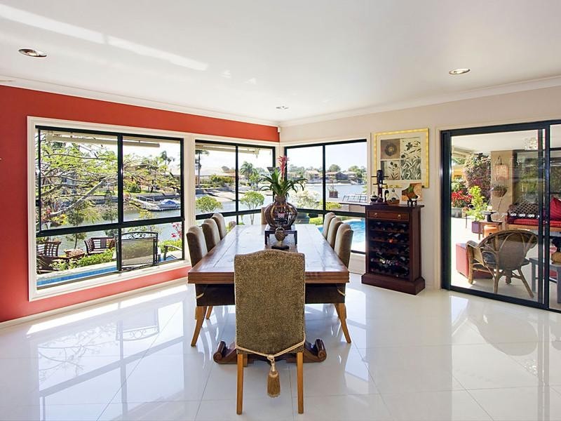 100 Upton Street, Bundall QLD 4217